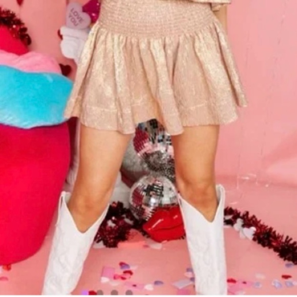 Queen of Sparkles gold sequin flare shorts smocked waist, festive, party wear M